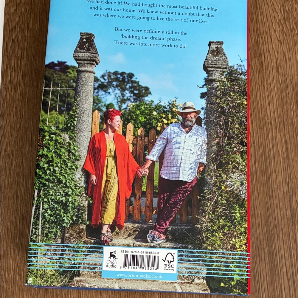 Living the Château Dream By Dick and Angel Strawbridge - Picture 2 of 3